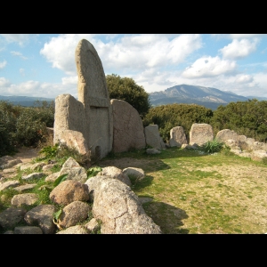 Sardaigne La Tombe des Géants