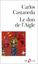 Depuis le jour où l'étudiant en ethnologie Castaneda a rencontré pour la première fois le maître Juan Matus, le chemin parcouru a été très long à la fois dans l'espace, dans le temps et par-delà l'espace et le temps. De ce voyage vers la tierce attention, nous ne possédions jusqu'ici que des jalons épars - les ouvrages où Castaneda retraçait les expériences vécues par le disciple, telles que celui-ci les avait ressenties dans l'instant. Avec Le don de l'Aigle, l'apprenti passé maître a enfin la possibilité 